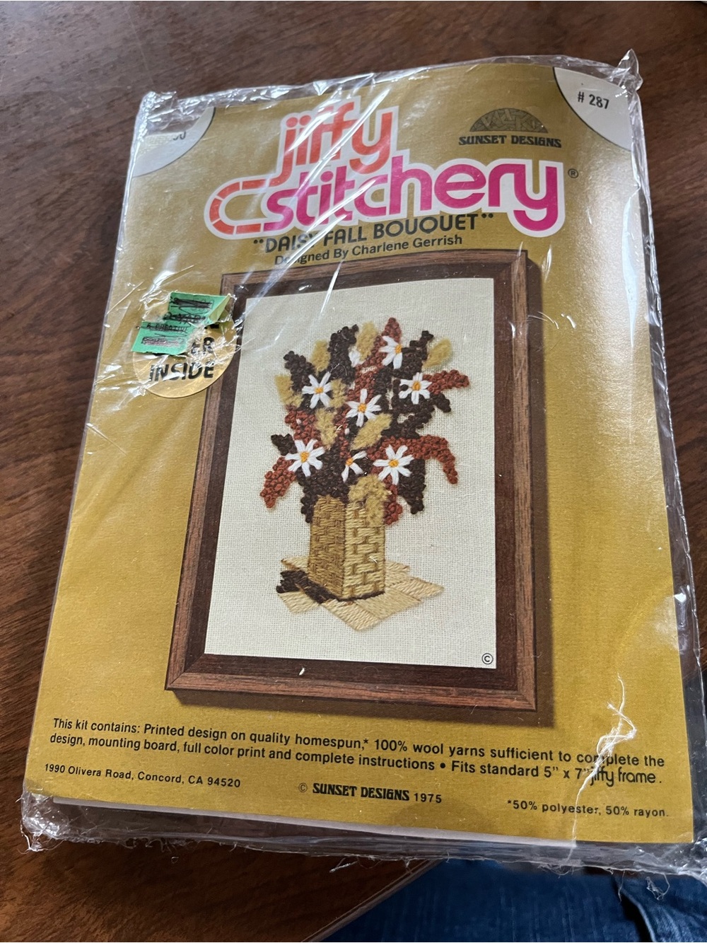 Jiffy Stitchery Daisy Fall Bouquet crewel Embroidery Kit - Yellow & Brown